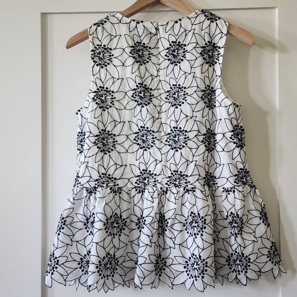 J. CREW Embroidered Floral Top G8414 White & Navy Size Small Sleeveless Lined - Picture 5 of 11